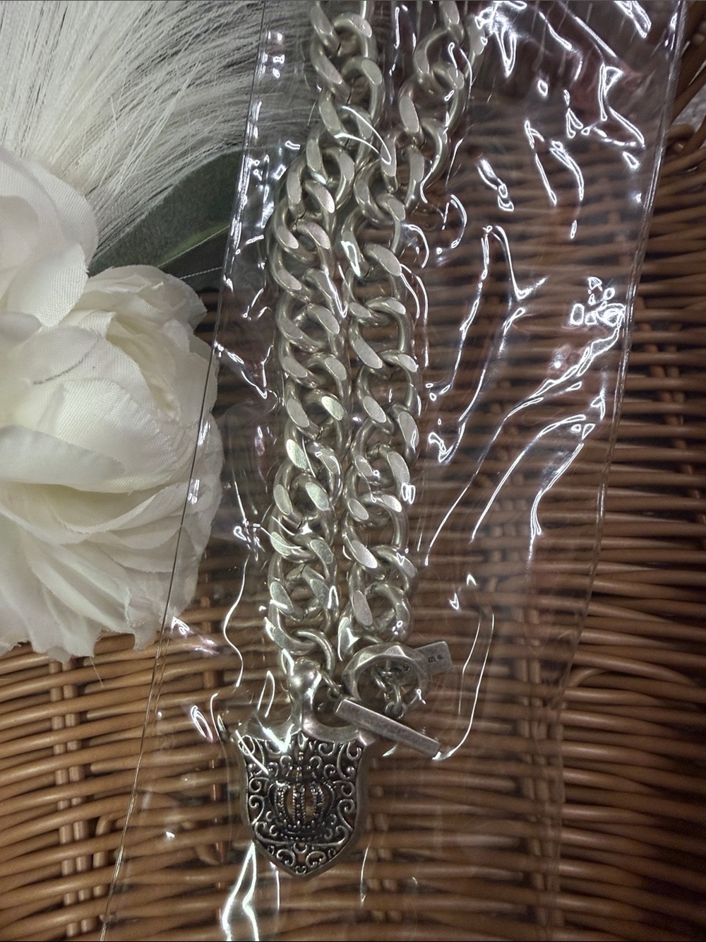 BLACK AND SILVER THICK NECKLACE WITH CROWN CHARM - NWT